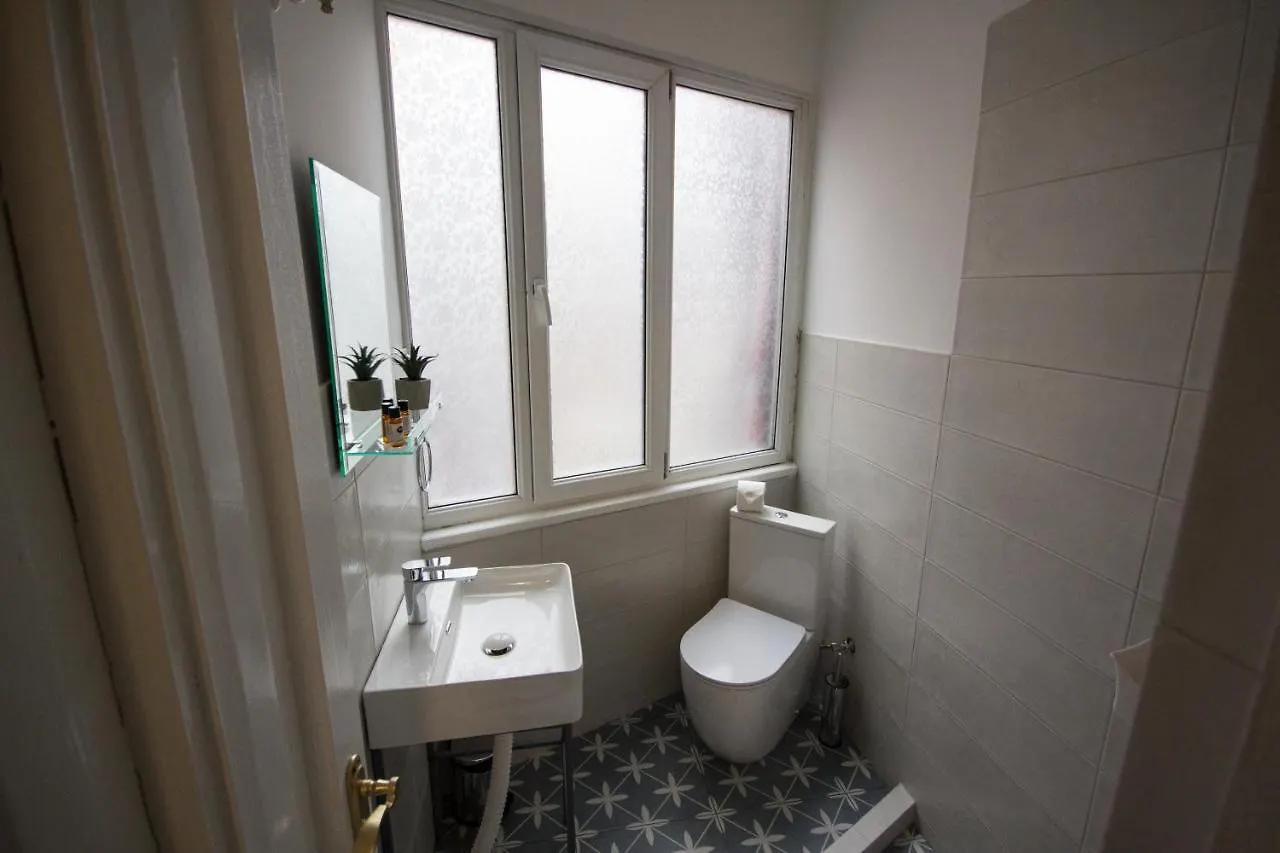 **  Hotel Kartli Tbilisi جورجيا