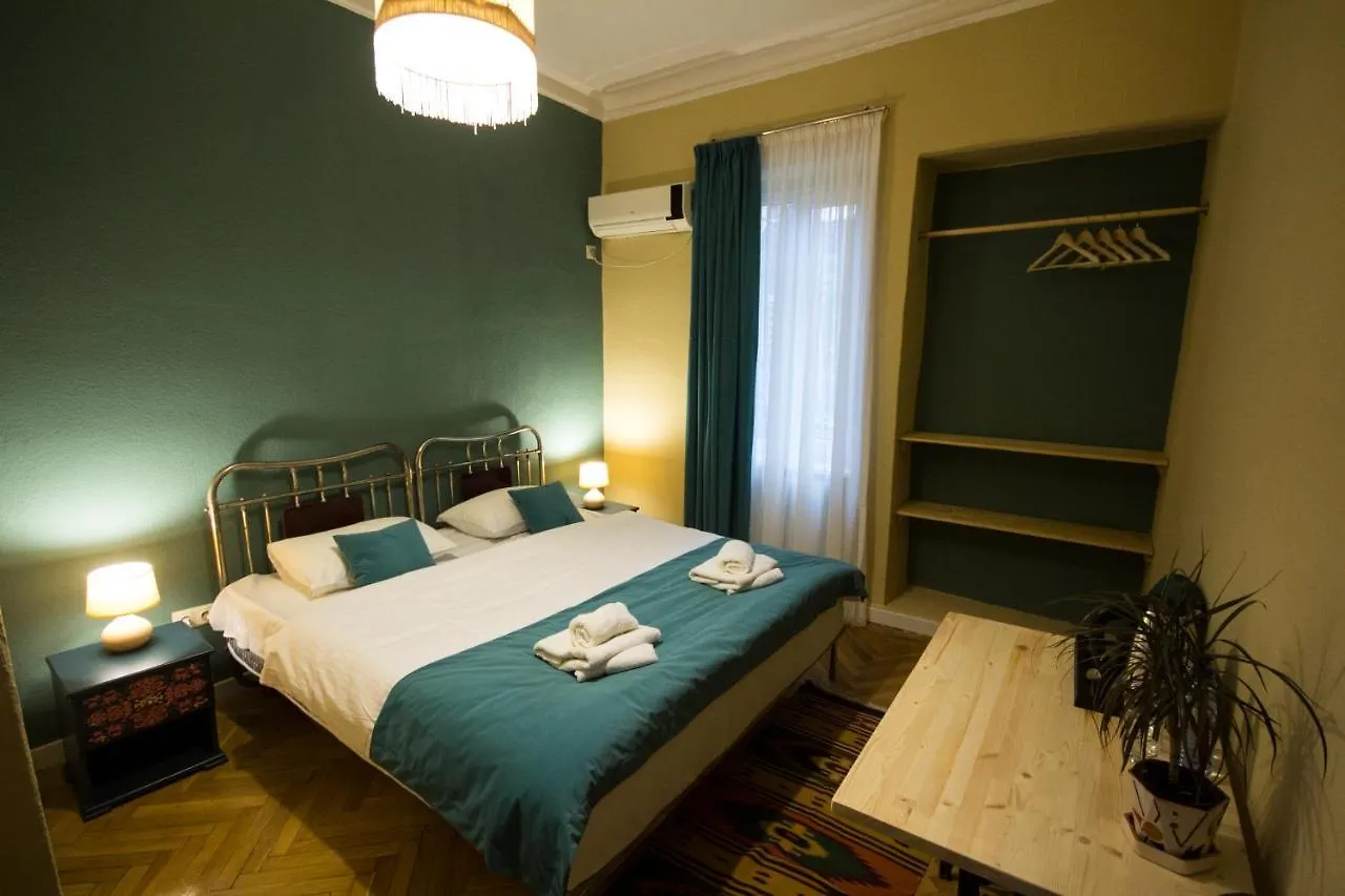 **  Hotel Kartli Tbilisi جورجيا